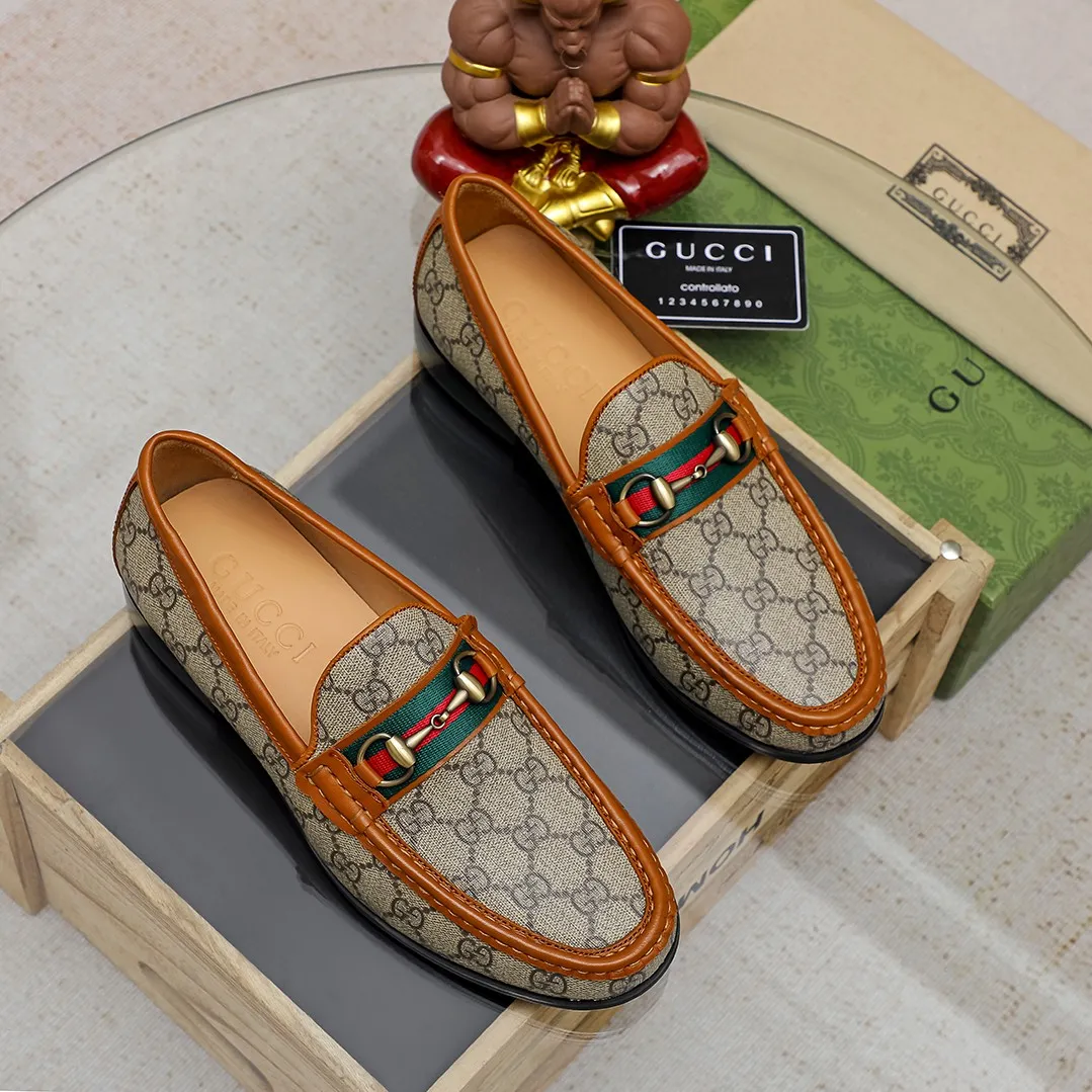 Men's men's shoes 💰420 🆘【GUCCI】Gucci ·🐂里· Hot-selling pea shoes top brand luxury, top quality, the latest fashion pea shoes. The upper is made of original first-layer cowhide. (Full first-layer water-dyed 🐂 leather·inner). The original stylish and stylish soft rubber wear-resistant and non-slip outsole is light and comfortable on the foot, available in 3 colors! Matching code: 38 / 45